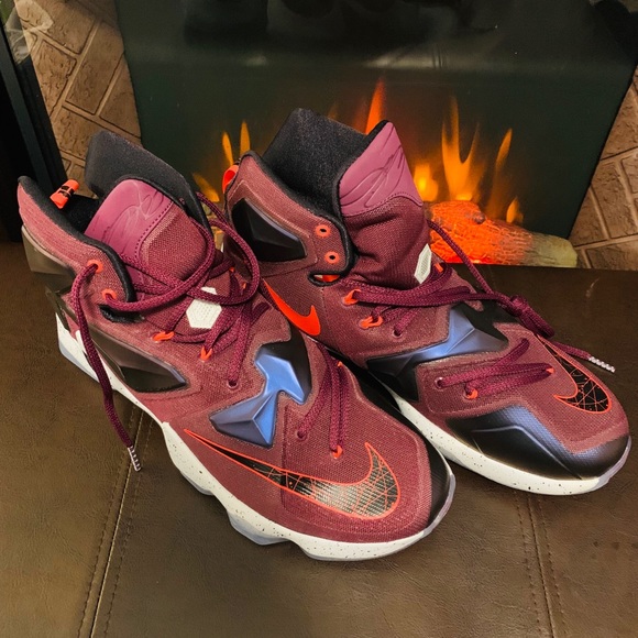 Lebron 13 - Picture 4 of 8